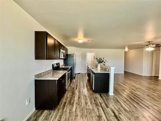 Photo 5 — 4208 Umbria Road, Oklahoma City, OK 73179