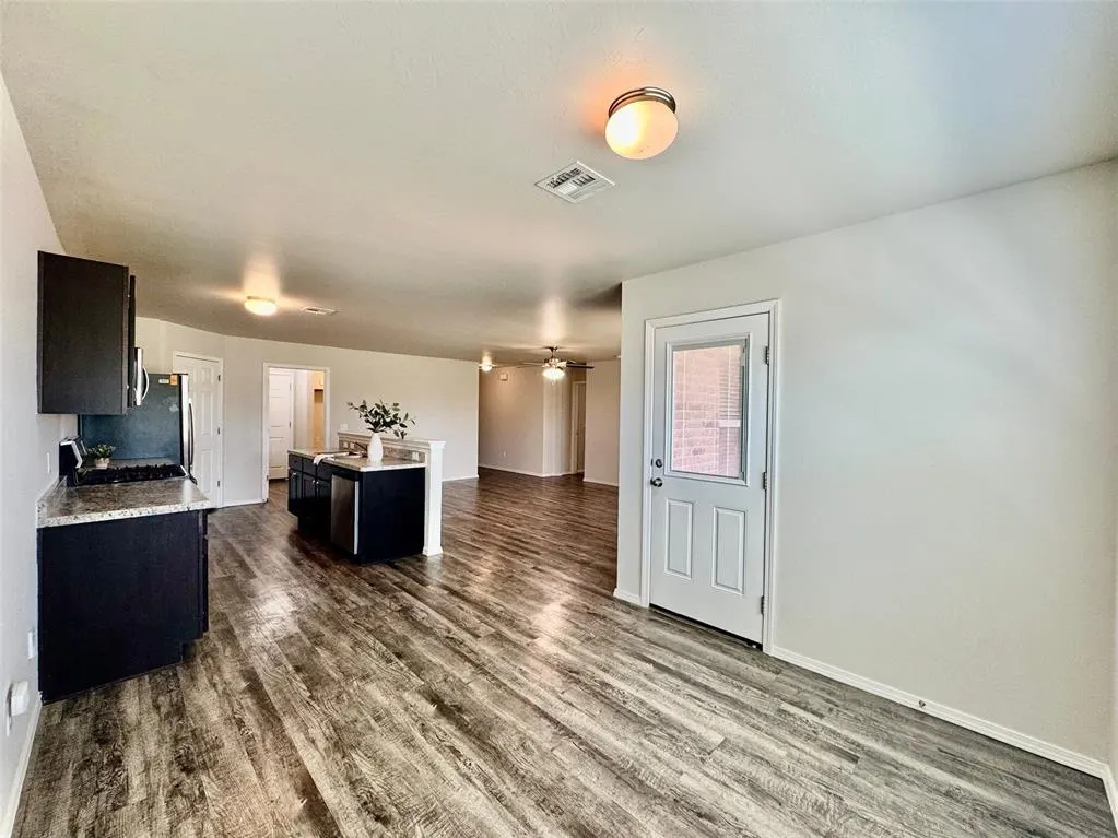 Photo 9 — 4208 Umbria Road, Oklahoma City, OK 73179
