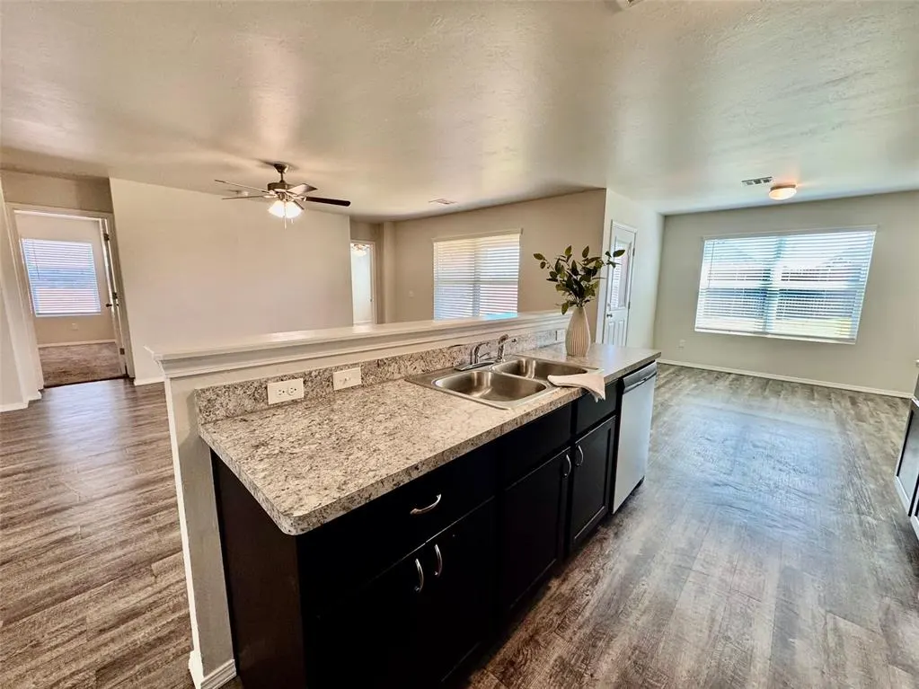 Photo 11 — 4208 Umbria Road, Oklahoma City, OK 73179