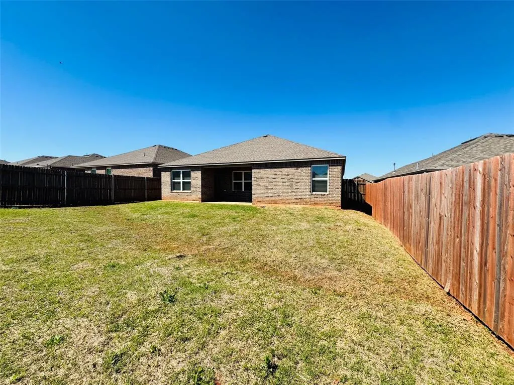 Photo 33 — 4208 Umbria Road, Oklahoma City, OK 73179