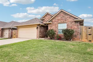 Sold home at 846 SW 14th Street