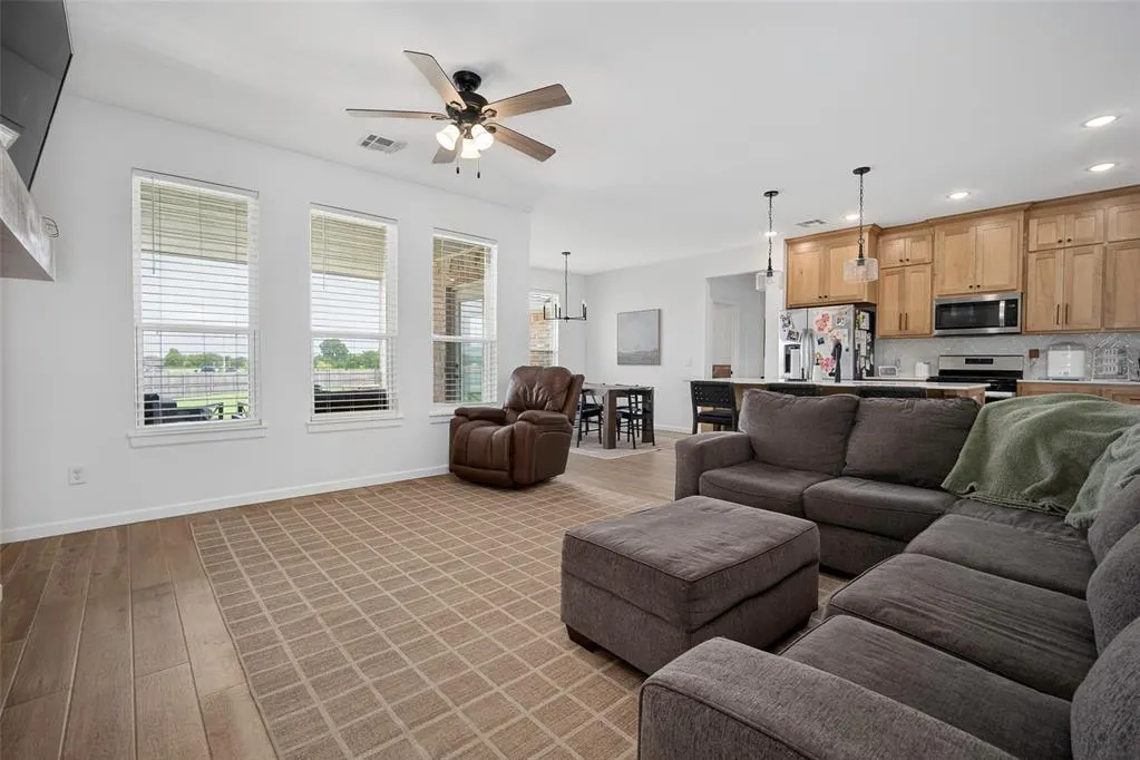 Photo 11 — 1111 NW 12th Street, Newcastle, OK 73065