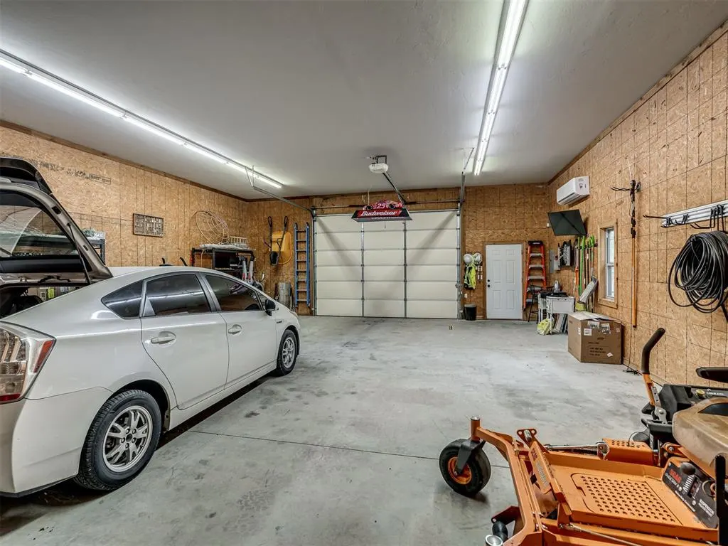 Photo 41 — 7979 NE 144th Avenue, Newalla, OK 74857