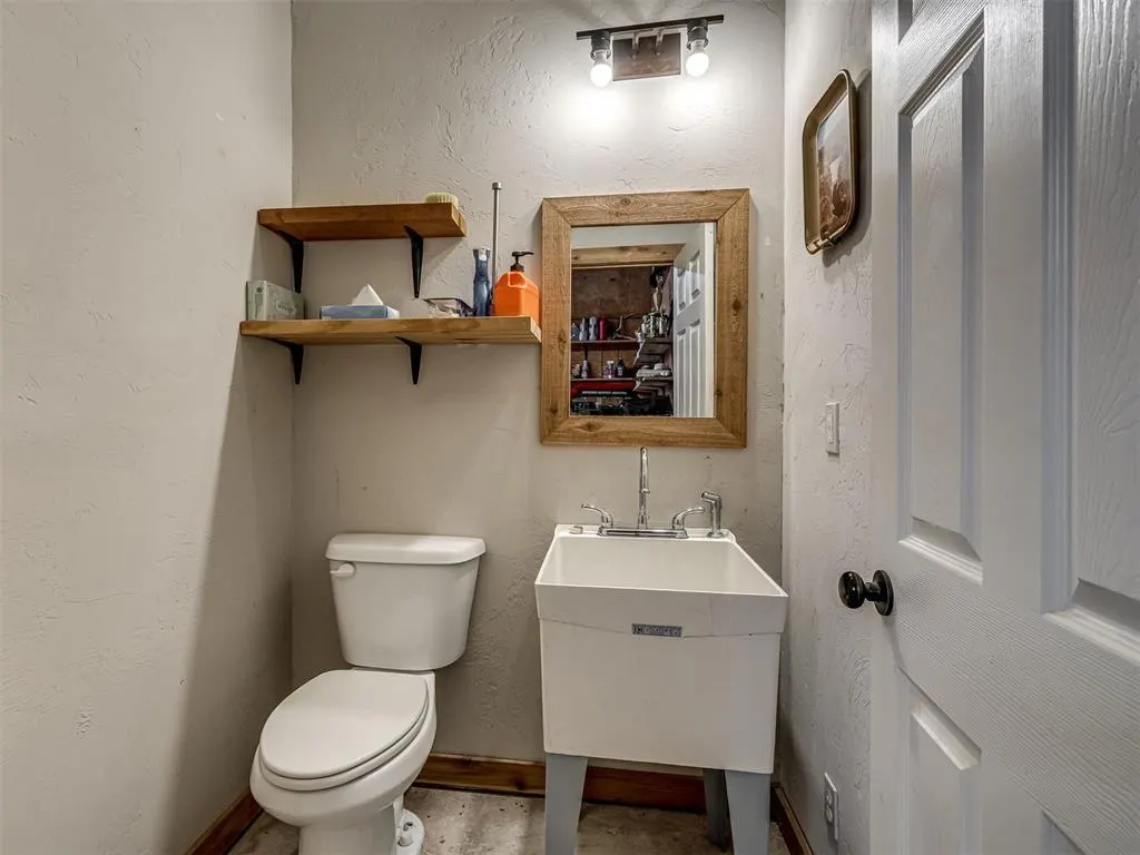 Photo 42 — 7979 NE 144th Avenue, Newalla, OK 74857