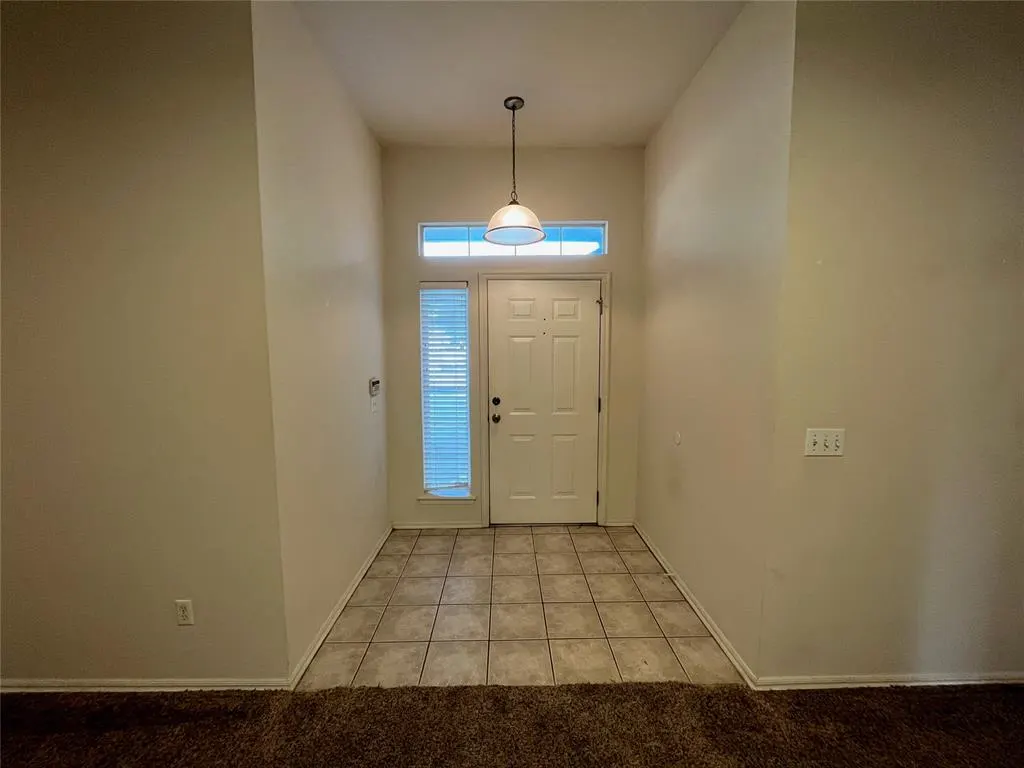 Photo 10 — 2045 Rising Hill Drive, Norman, OK 73071