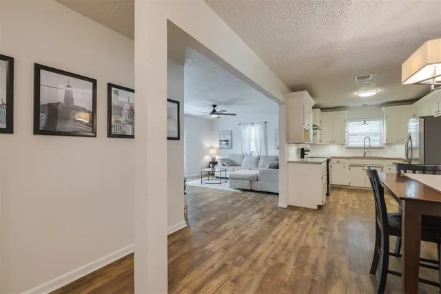 Photo 3 — 5624 NW 61st Street, Warr Acres, OK 73122