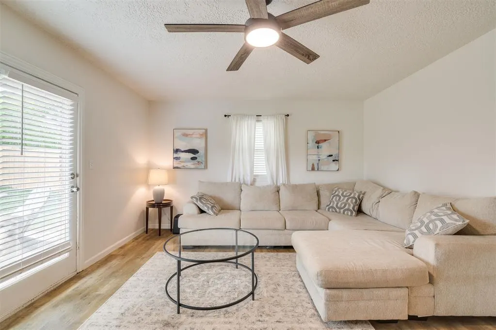 Photo 5 — 5624 NW 61st Street, Warr Acres, OK 73122