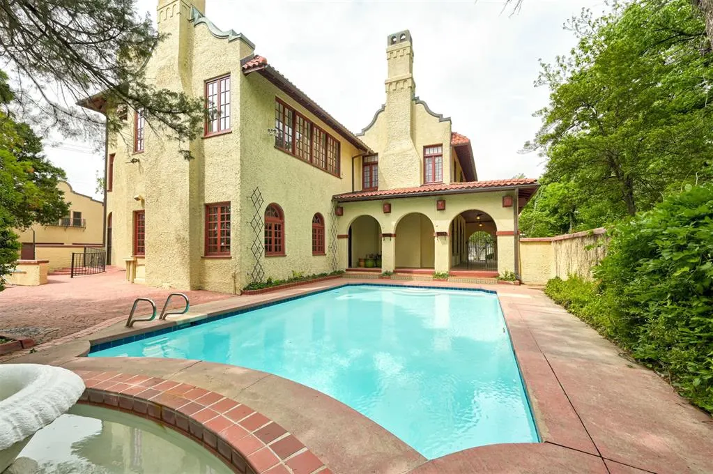 Photo 31 — 1414 N Hudson Avenue, Oklahoma City, OK 73103