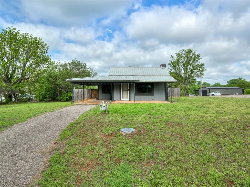 Photo 31 — 403 Fir Street, Wellston, OK 74881