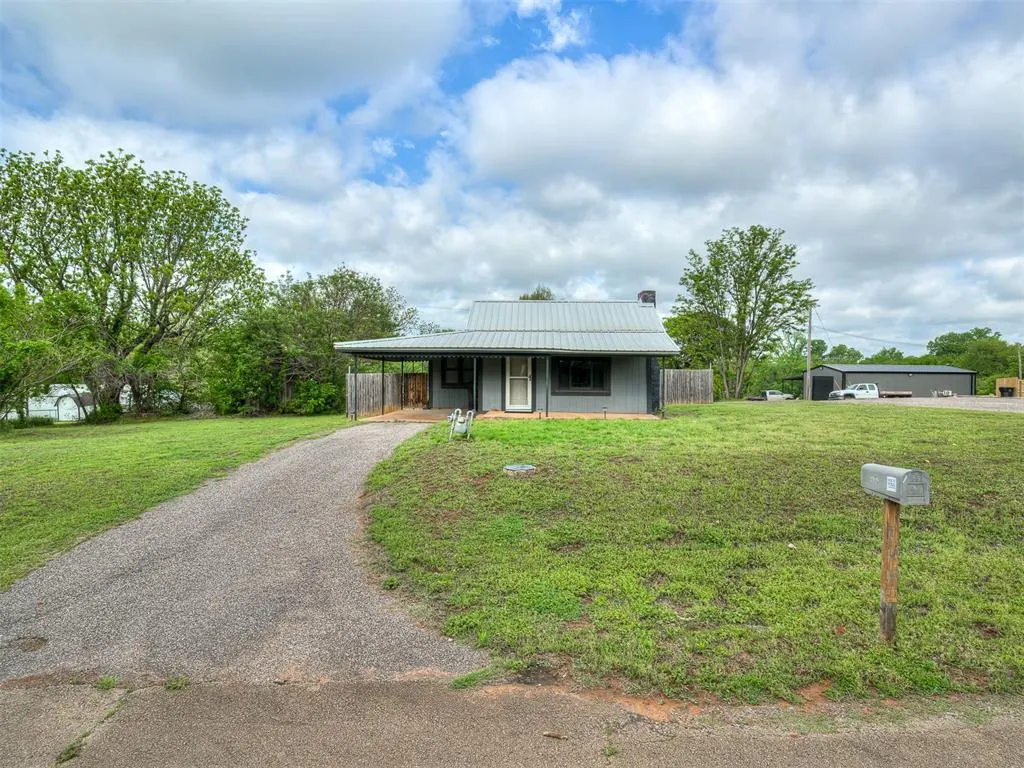 Photo 32 — 403 Fir Street, Wellston, OK 74881