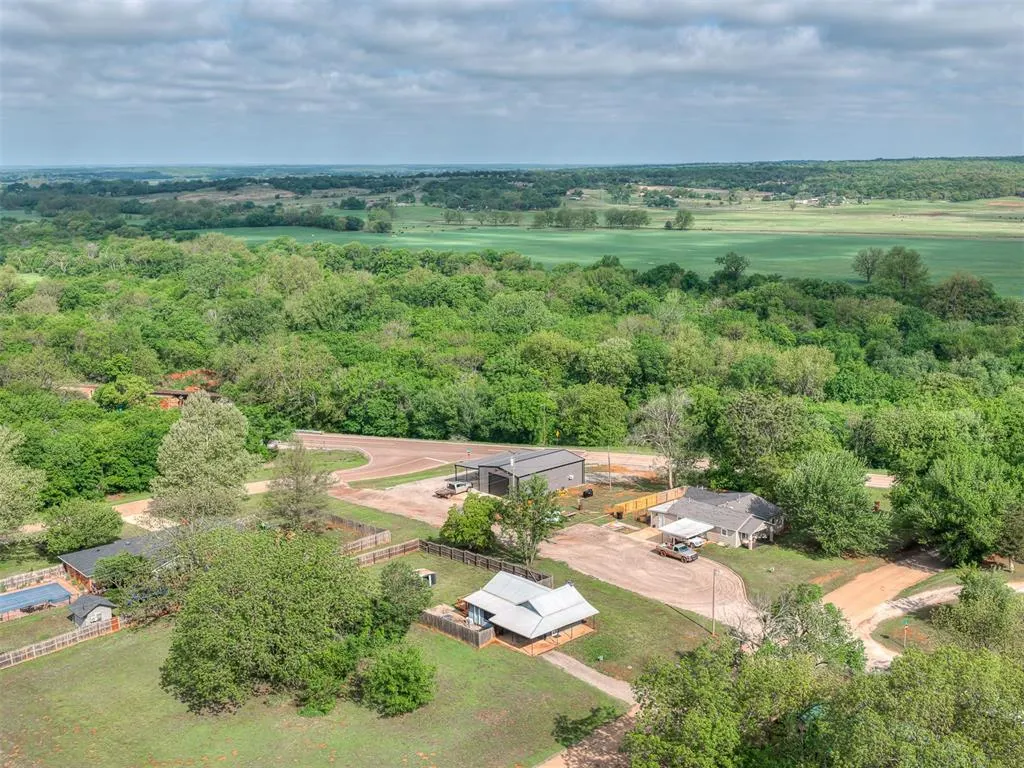 Photo 39 — 403 Fir Street, Wellston, OK 74881