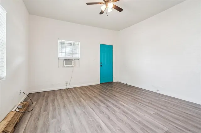 Photo 6 — 2123 W Park Place, Oklahoma City, OK 73107
