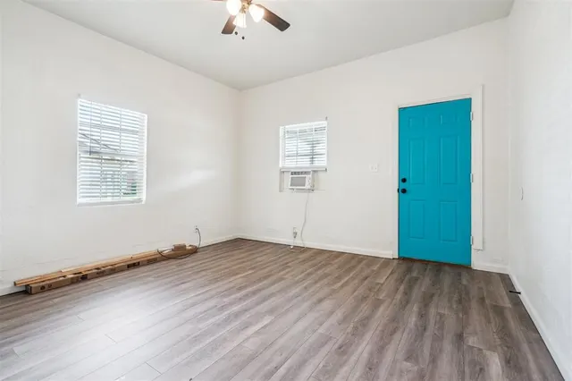 Front exterior — 2123 W Park Place, Oklahoma City, OK 73107
