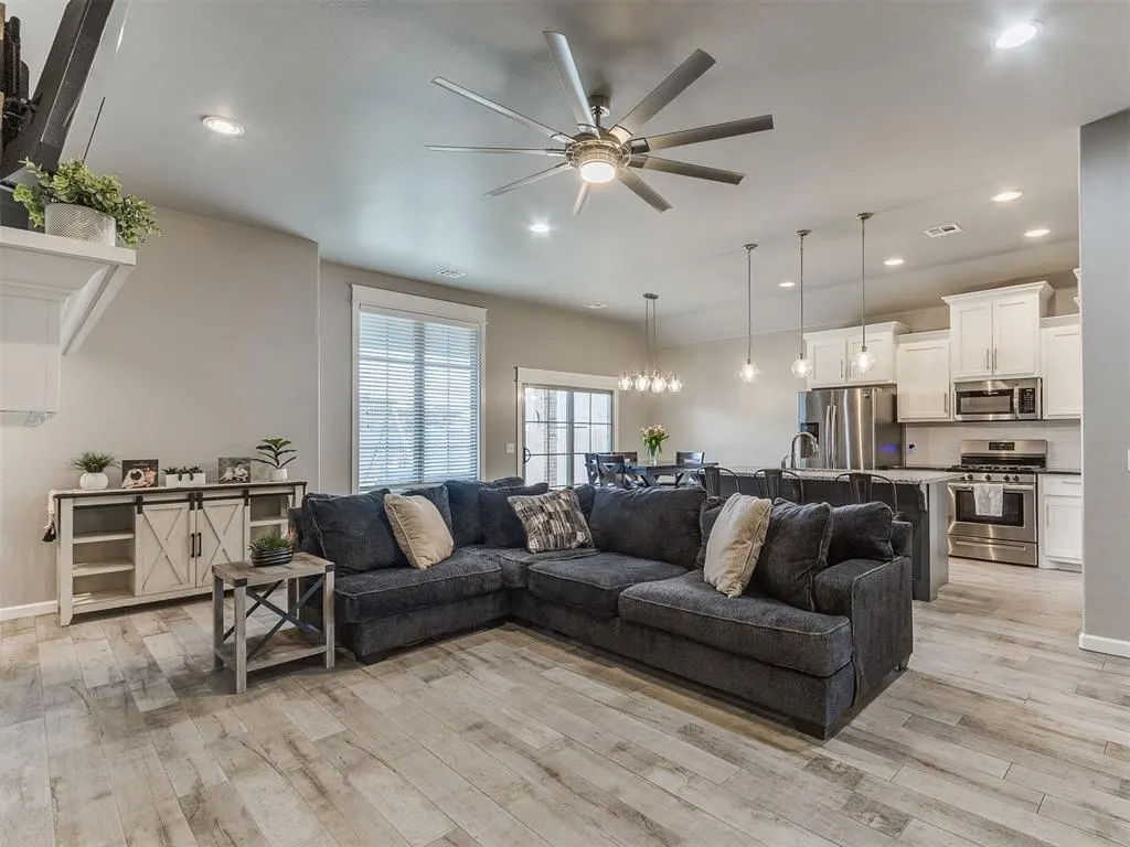 Photo 3 — 113 SW 168th Terrace, Oklahoma City, OK 73170