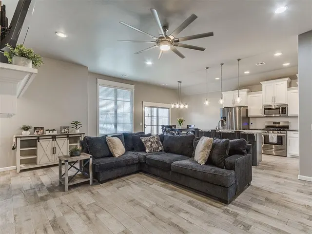 Photo 3 — 113 SW 168th Terrace, Oklahoma City, OK 73170