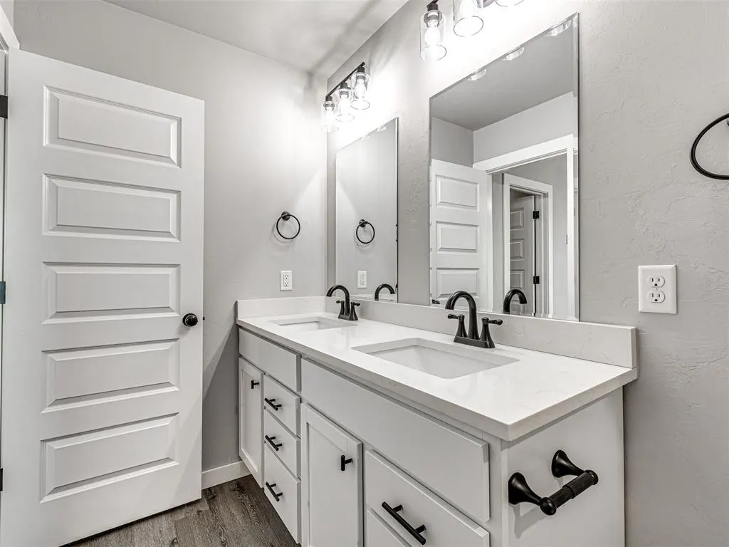 Photo 21 — 8922 NW 109th Terrace, Oklahoma City, OK 73162