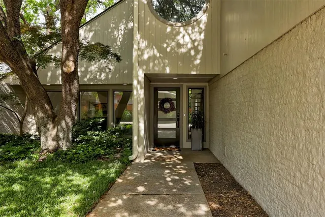 Photo 3 — 3 Rustic Hills Street, Norman, OK 73072