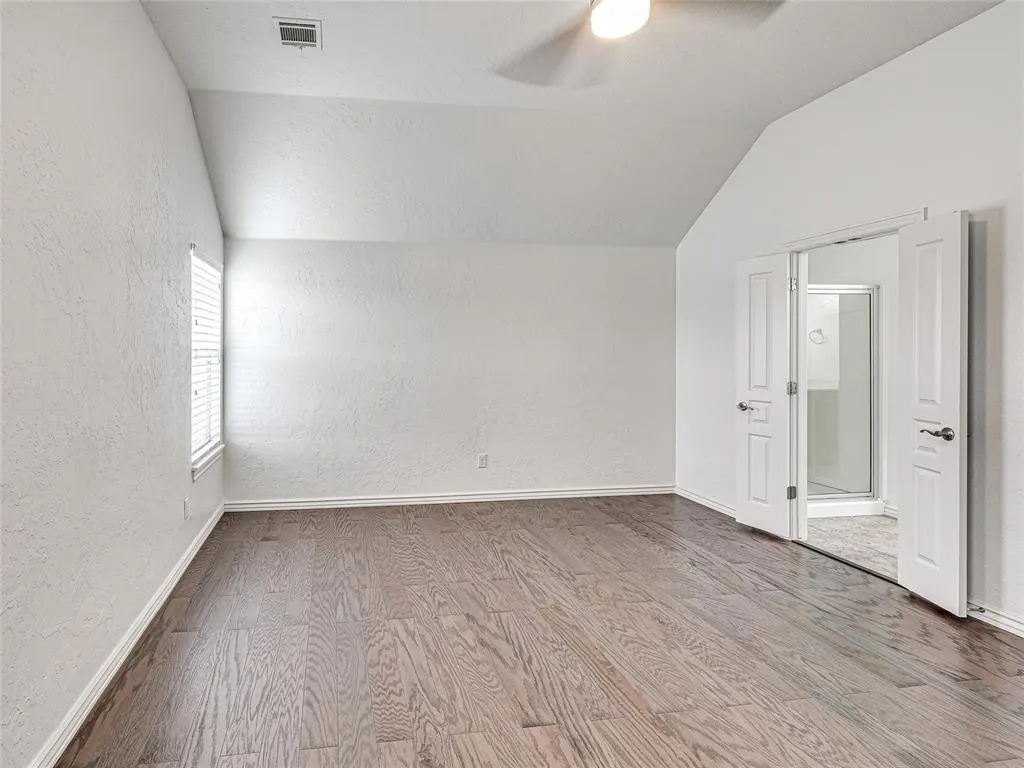 Photo 20 — 9701 Lakecrest Drive, Oklahoma City, OK 73159
