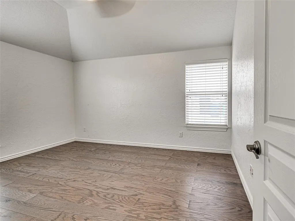 Photo 28 — 9701 Lakecrest Drive, Oklahoma City, OK 73159