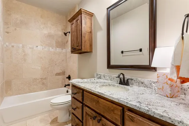 Photo 8 — 15509 Bergman Circle, Edmond, OK 73013