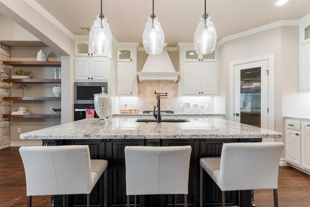 Photo 13 — 15509 Bergman Circle, Edmond, OK 73013