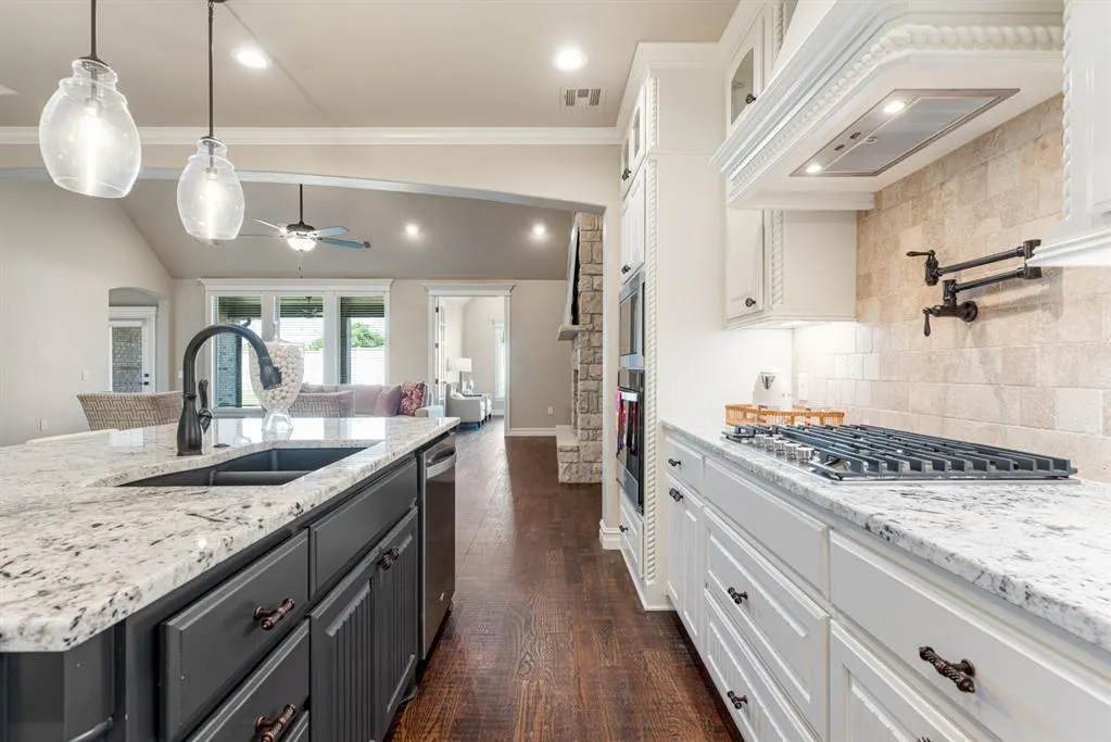 Photo 14 — 15509 Bergman Circle, Edmond, OK 73013