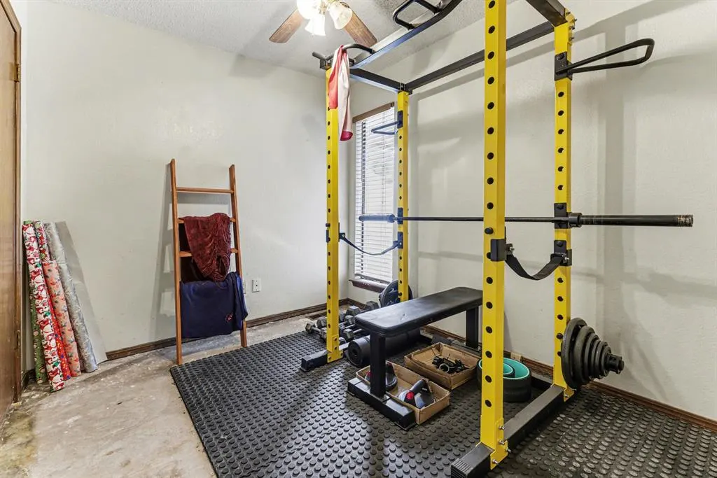 Photo 12 — 7300 Kings Manor Court, Oklahoma City, OK 73132
