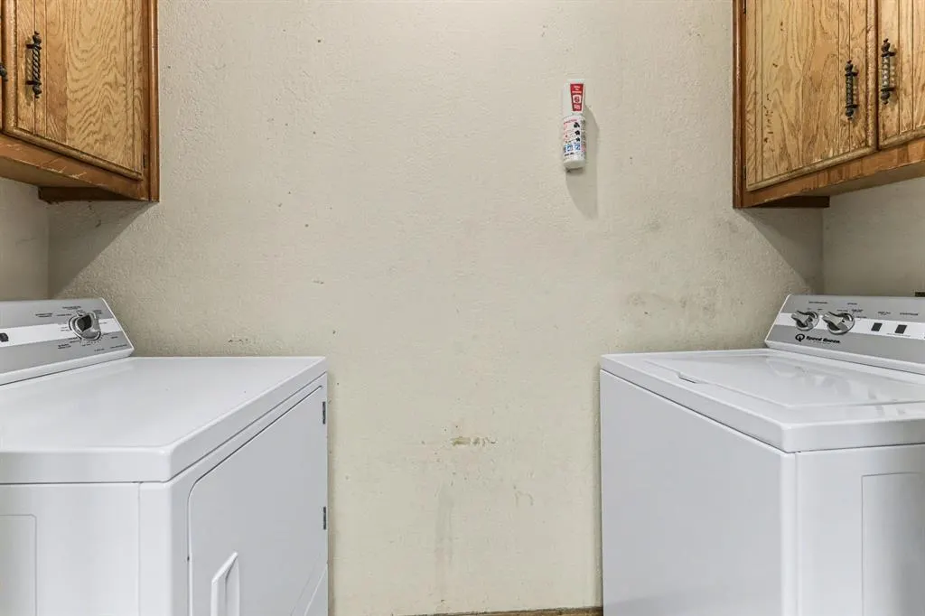 Photo 14 — 7300 Kings Manor Court, Oklahoma City, OK 73132