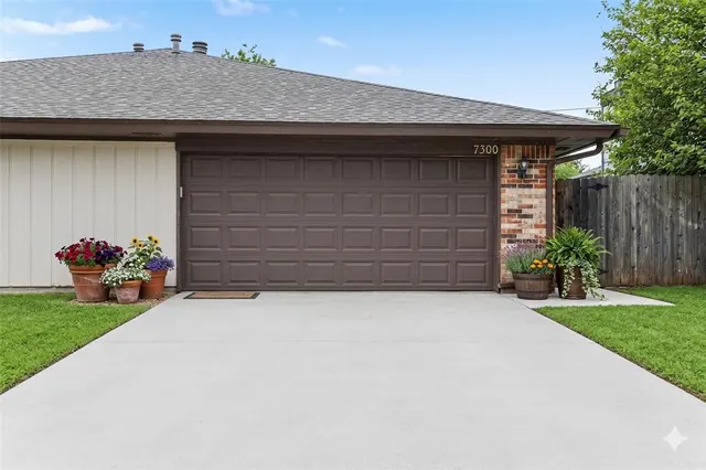Front exterior — 7300 Kings Manor Court, Oklahoma City, OK 73132