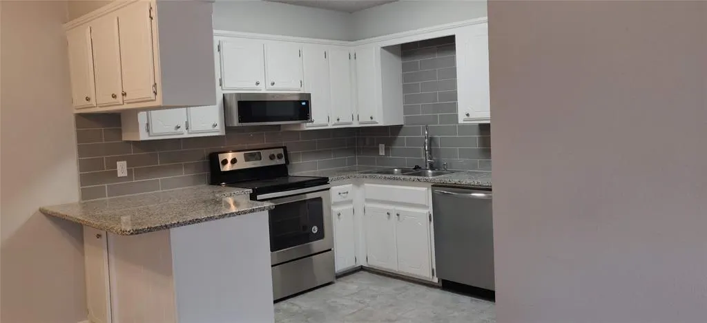 Photo 7 — 1109 Parkview Drive, Oklahoma City, OK 73110