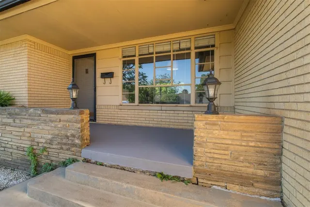 Photo 5 — 3000 NW 70th Street, Oklahoma City, OK 73116