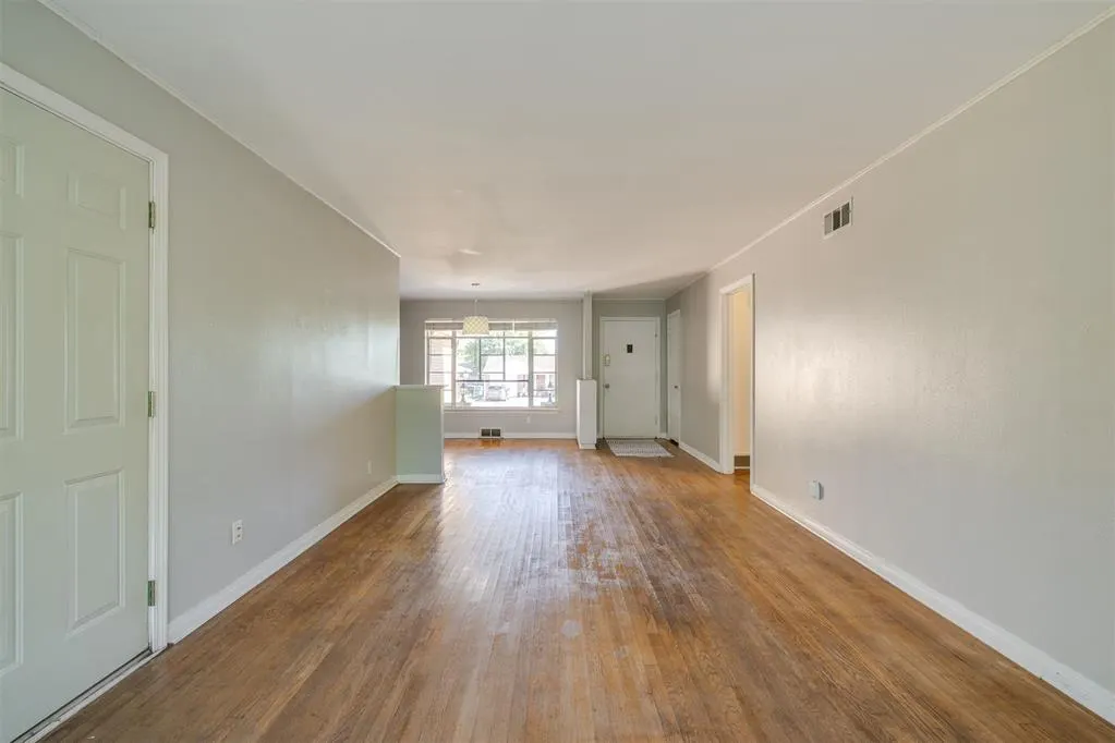 Photo 13 — 3000 NW 70th Street, Oklahoma City, OK 73116