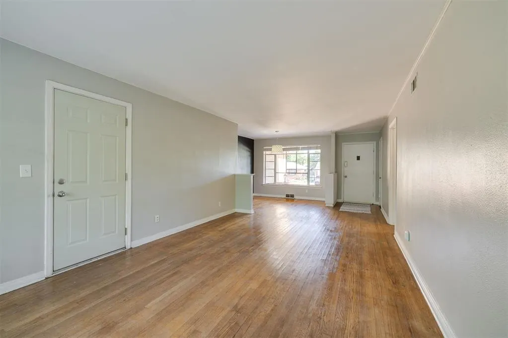 Photo 14 — 3000 NW 70th Street, Oklahoma City, OK 73116
