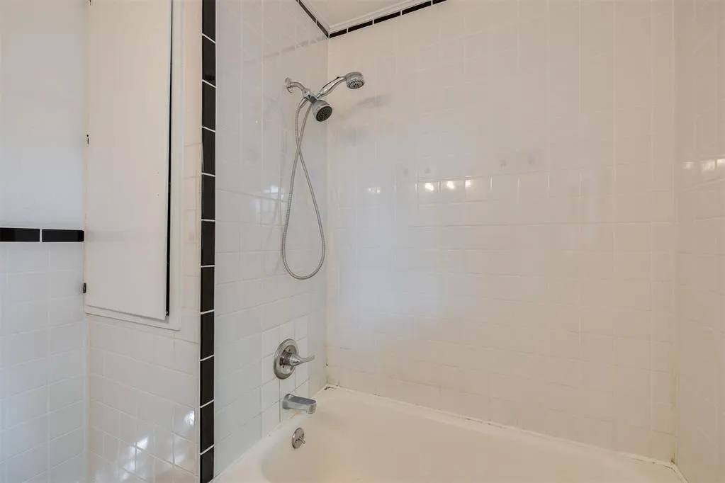 Photo 33 — 3000 NW 70th Street, Oklahoma City, OK 73116