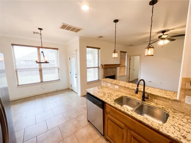 Photo 7 — 2237 NW 158th Street, Edmond, OK 73013