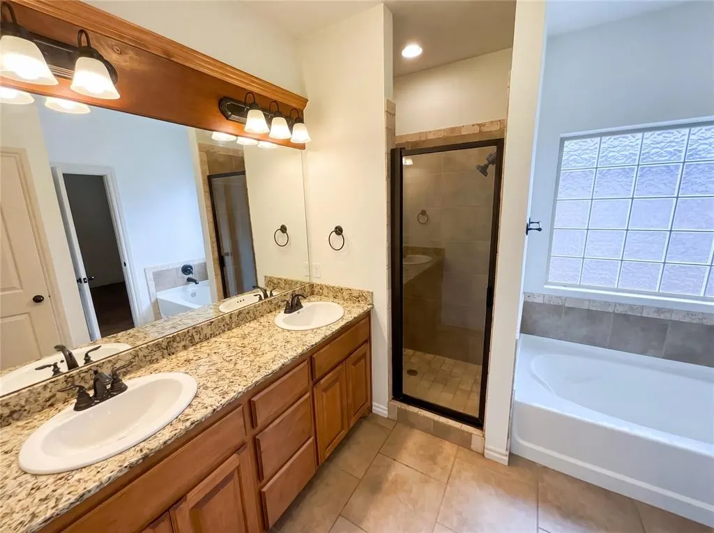 Photo 6 — 2237 NW 158th Street, Edmond, OK 73013