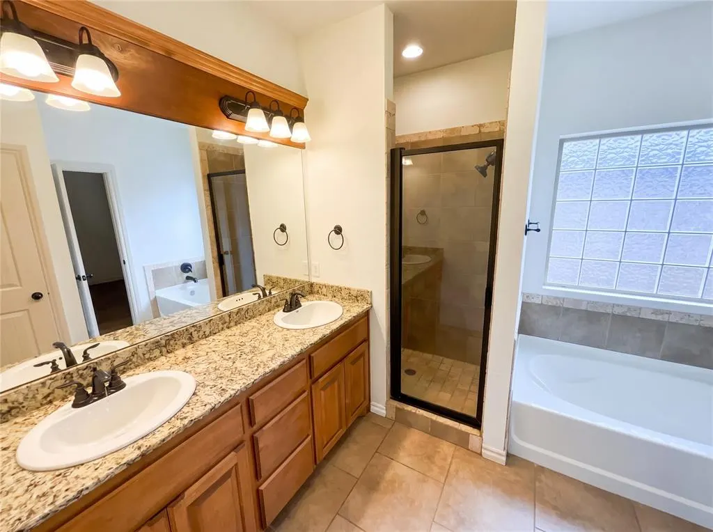Photo 13 — 2237 NW 158th Street, Edmond, OK 73013