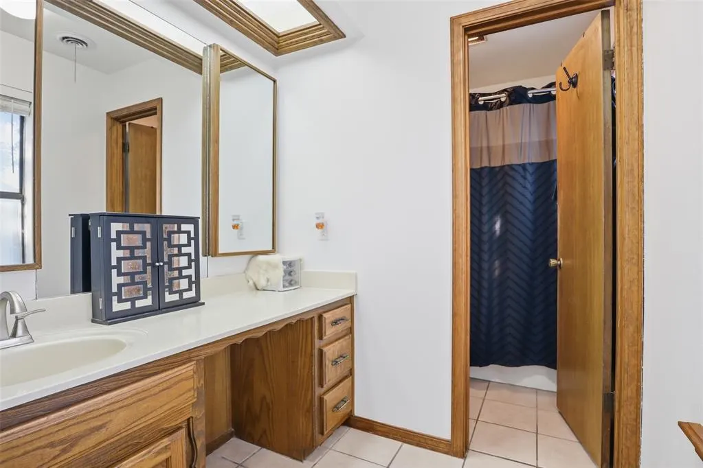 Photo 16 — 2206 N Canyon Street, Guymon, OK 73942