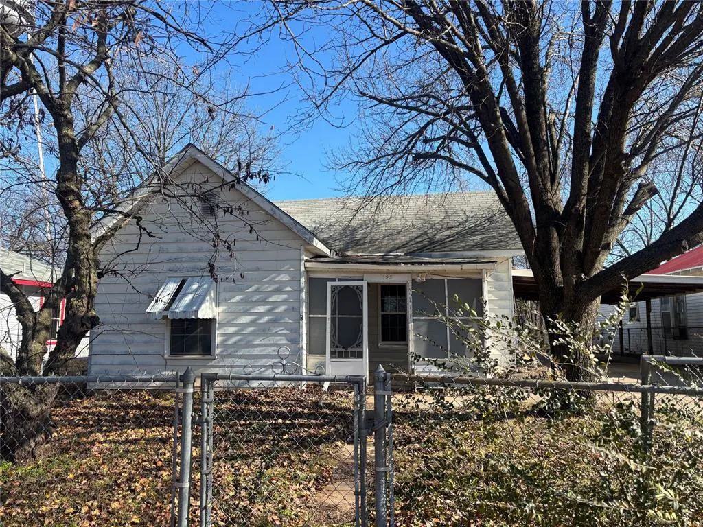 Front exterior — 123 N Fowler Street, Meeker, OK 74855