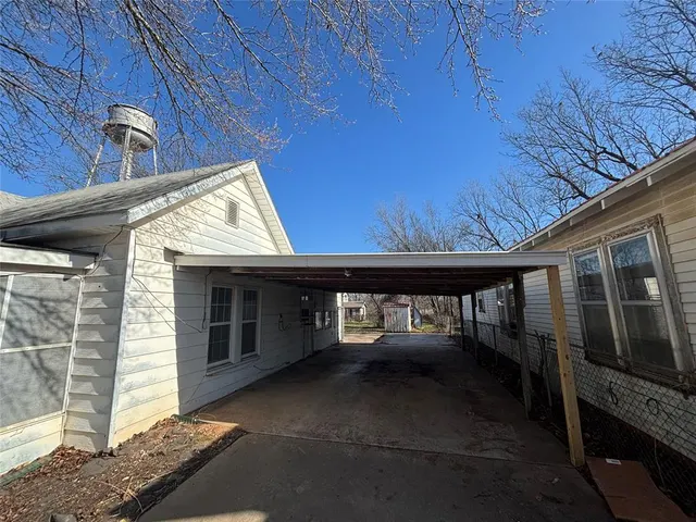 Photo 3 — 123 N Fowler Street, Meeker, OK 74855