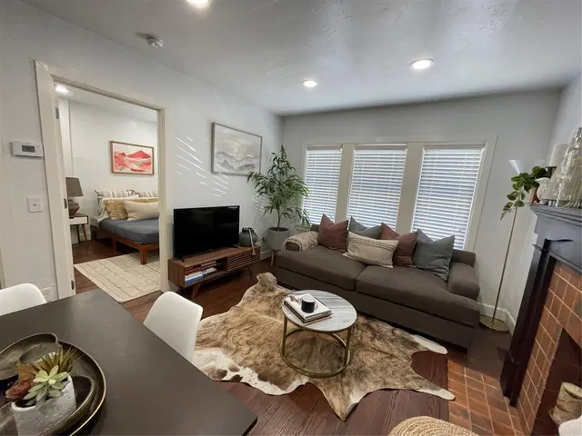 Photo 8 — 900 NW 13th Street 204, Oklahoma City, OK 73106