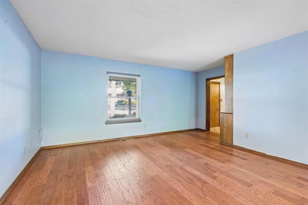 Photo 8 — 2415 Weatherford Drive, Norman, OK 73071