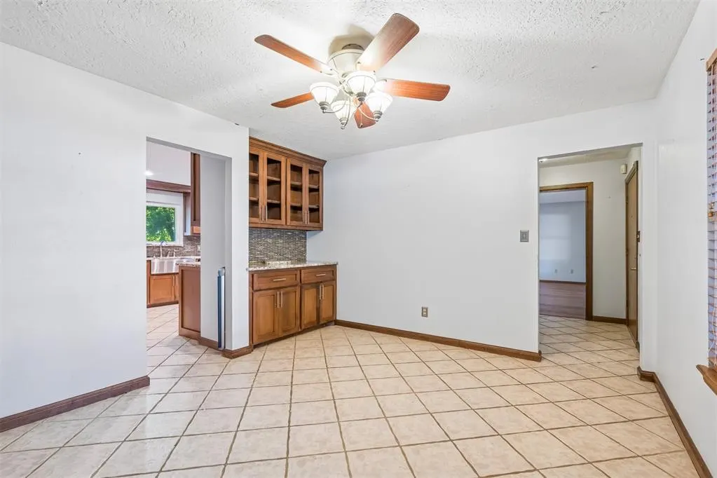 Photo 16 — 2415 Weatherford Drive, Norman, OK 73071