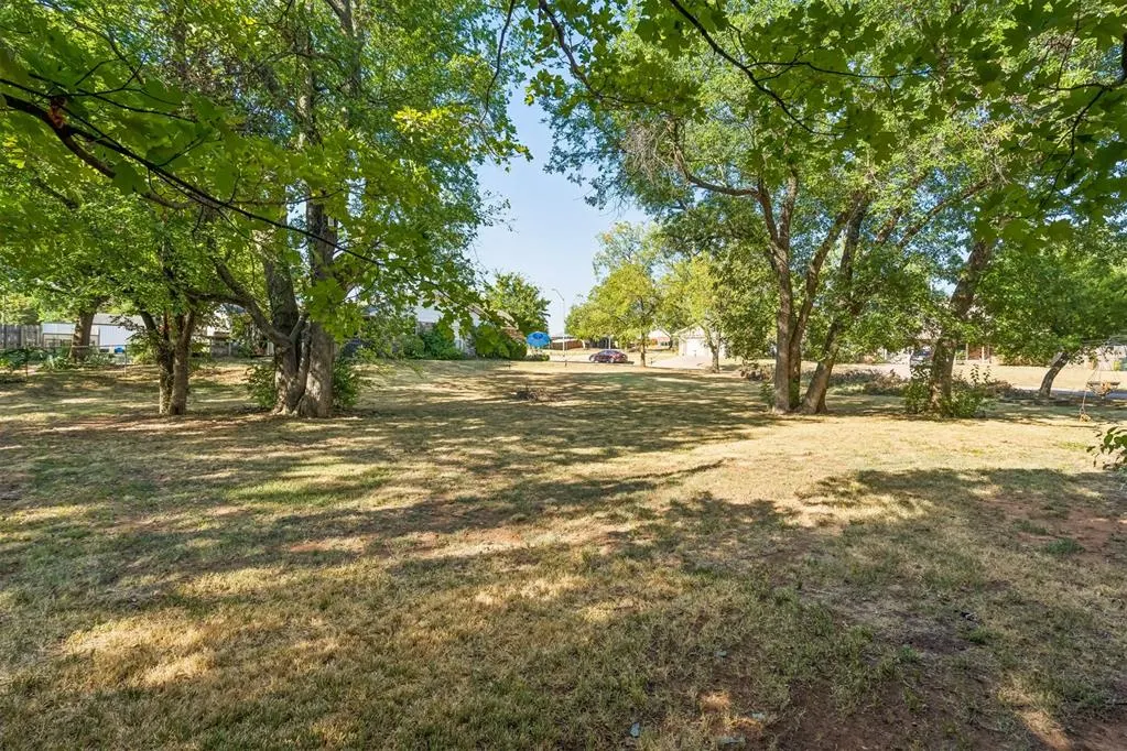 Photo 44 — 2415 Weatherford Drive, Norman, OK 73071
