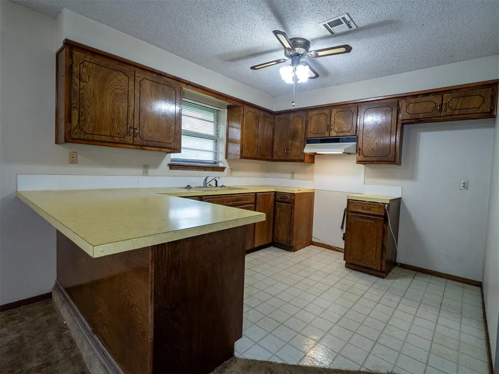 Photo 10 — 5502 Aquarius, Shawnee, OK 74804