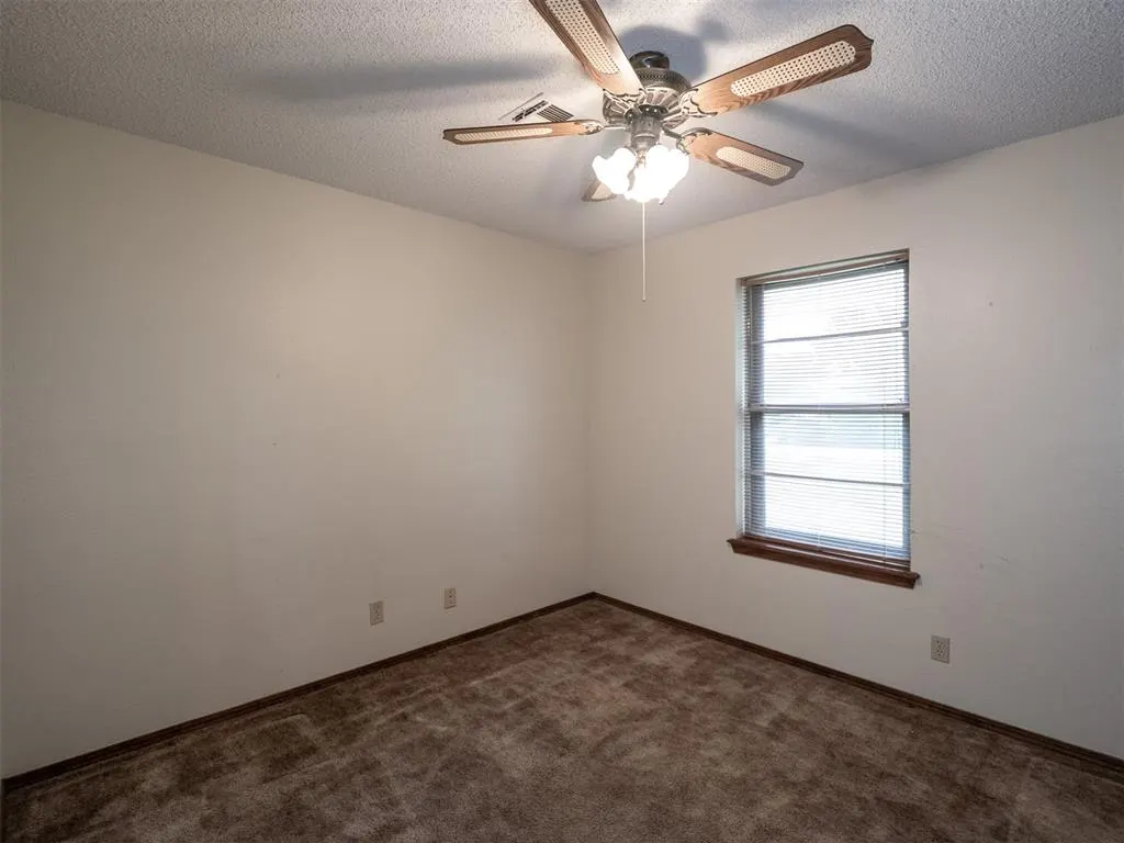 Photo 21 — 5502 Aquarius, Shawnee, OK 74804