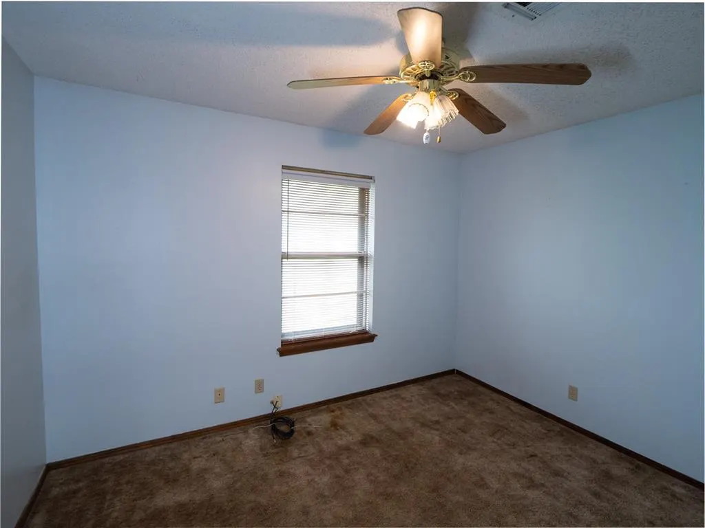 Photo 29 — 5502 Aquarius, Shawnee, OK 74804