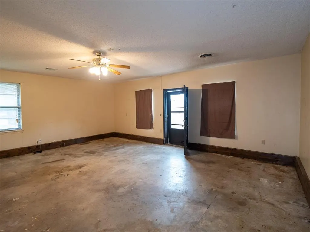 Photo 33 — 5502 Aquarius, Shawnee, OK 74804