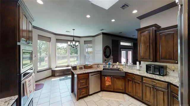 Photo 2 — 16075 County Road 3590, Ada, OK 74820