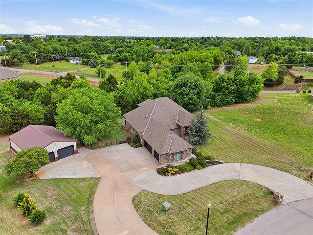 Photo 4 — 4608 Riata Circle, Tuttle, OK 73089